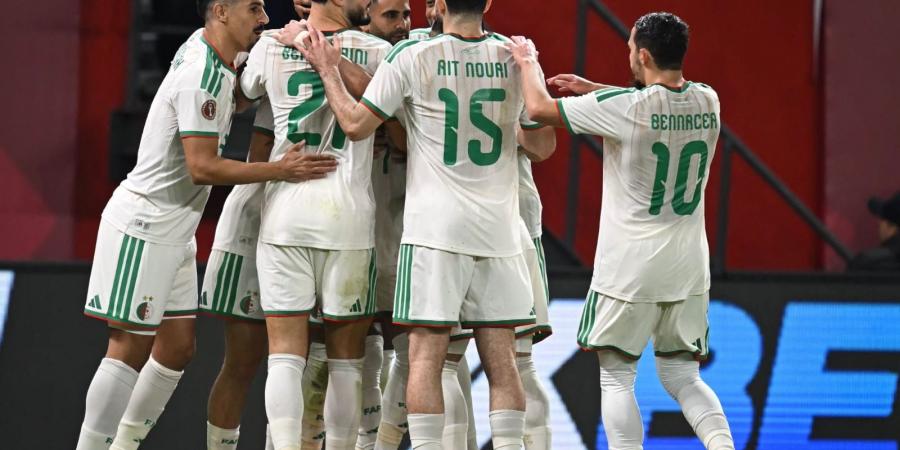 فوز الجزائر بهدف ويتأهل إلى ثمن النهائي
