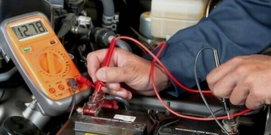 فوضى ورش كهرباء السيارات.. عمالة غير مؤهلة ومخالفات تهدد الأرواح