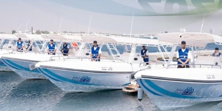 167 مخالفة بحرية بسواحل جدة