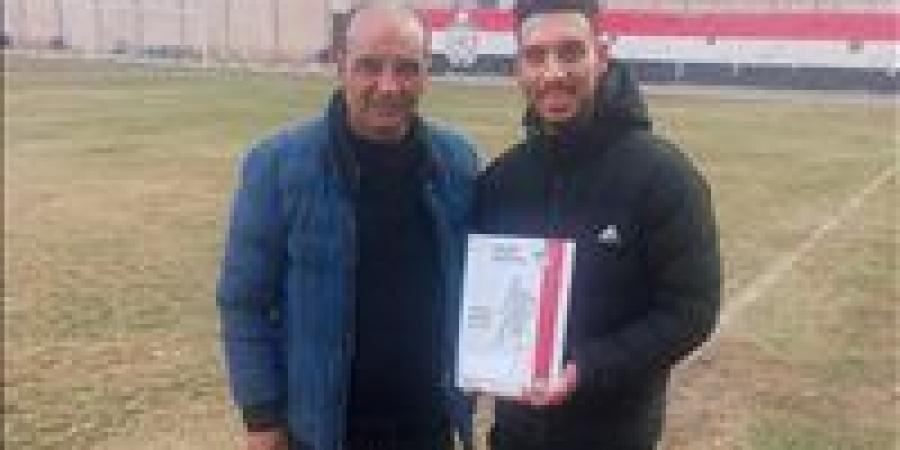 سمنود يستعير عبدالله شرقية جناح أيسر بلدية المحلة حتي نهاية الموسم