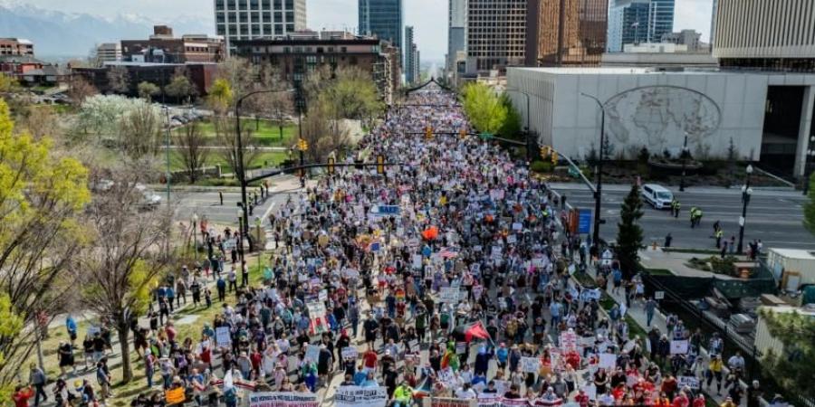 استطلاع: 66% من الأمريكيين يرون ضرورة لإنهاء الحرب سريعاً