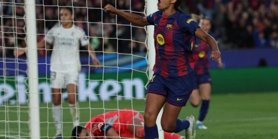 عبور سهل في دوري أبطال أوروبا ..سيدات برشلونة يهزمن ريال مدريد 12-2
