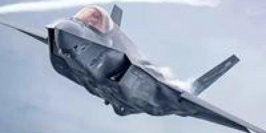 قصة إسقاط مقاتلة أمريكية في إيران وعملية إنقاذ معقدة تستعيد أحد أفراد الطاقم