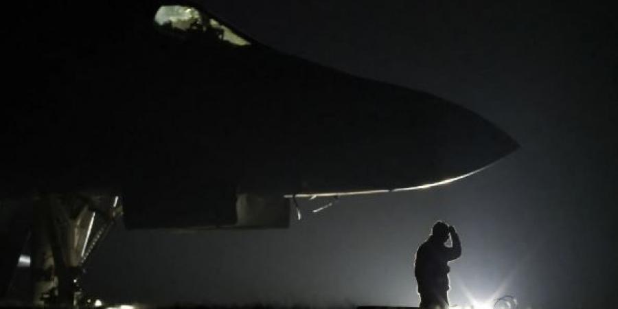 «إبرة في كومة قش».. كيف تم إنقاذ الطيار الأمريكي من قبضة إيران؟