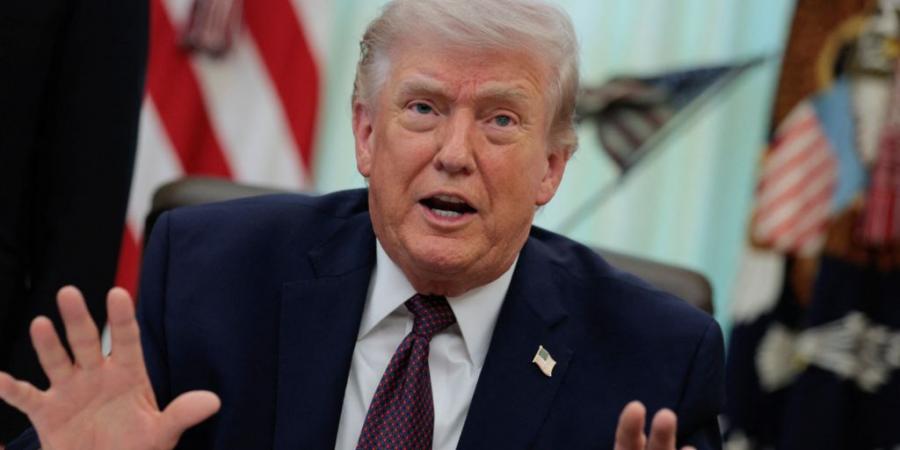 ترامب يهدد بتدمير البنية التحتية الإيرانية الثلاثاء وسط مفاوضات نووية متوترة واحتمال تأجيل الضربات