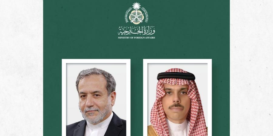وزير الخارجية السعودي يتلقى اتصالًا من نظيره الإيراني لمناقشة الحد من التوتر في المنطقة