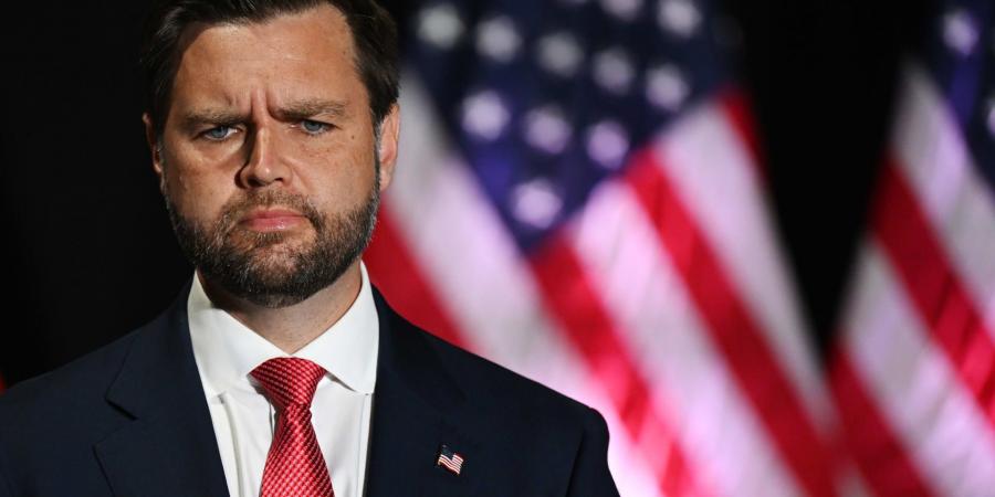 فانس يترأس وفد الولايات المتحدة إلى باكستان لبحث مفاوضات إيران وسط مساعٍ لإنهاء الحرب