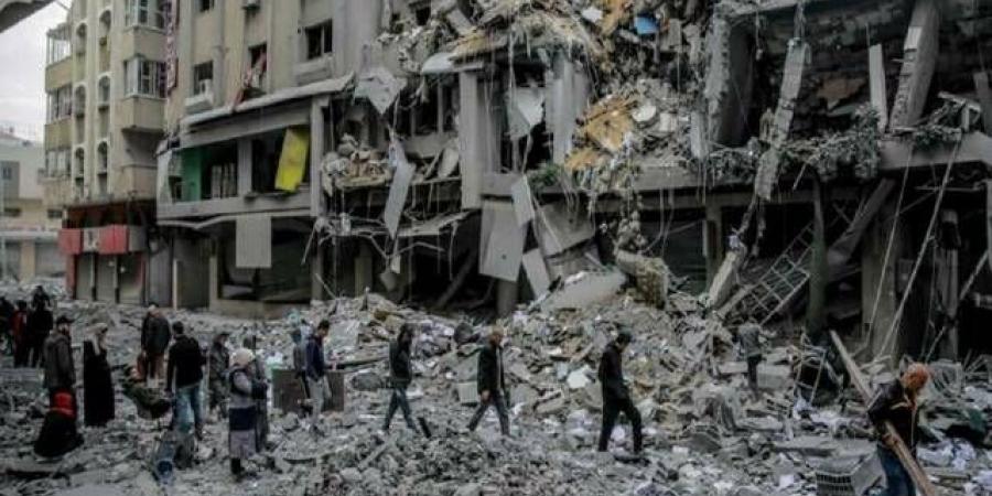 تعثر
      سياسي
      ومالي..
      "رويترز":
      نقص
      التمويل
      يعطل
      خطة
      إعادة
      إعمار
      غزة