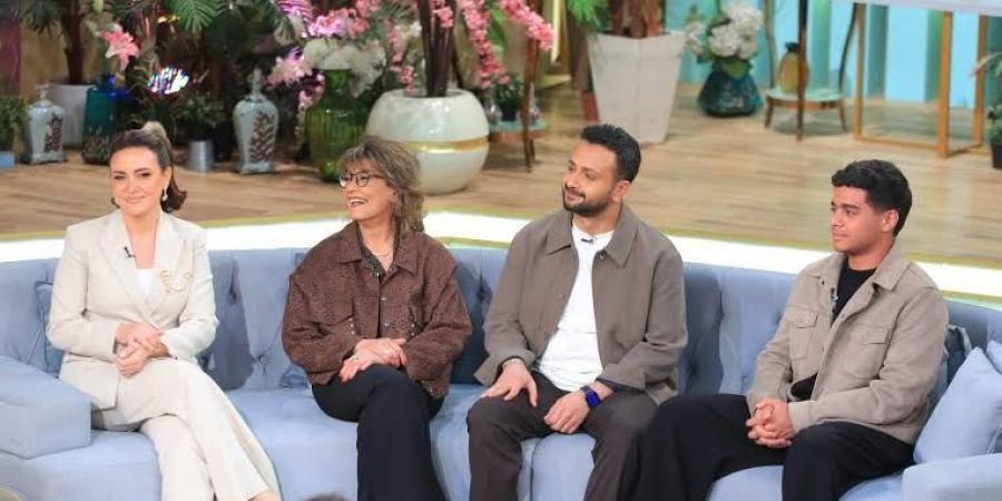 ريهام
      عبد
      الغفور:
      حسيت
      بقيمة
      المسلسل
      واحنا
      بنصور..
      ونرجس
      شخصية
      غير
      سوية