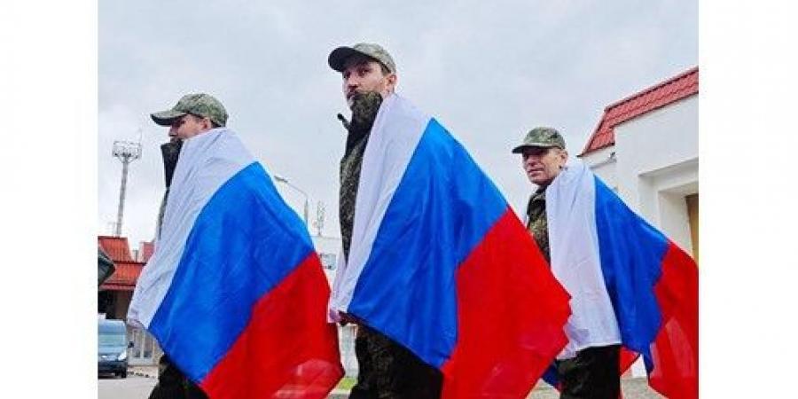 وساطة
إماراتية
بين
روسيا
وأوكرانيا
تنجح
في
إطلاق
350
أسير
حرب