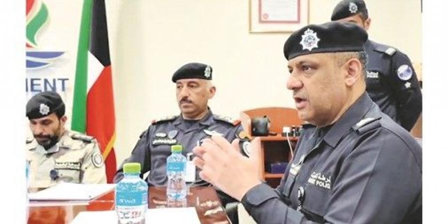 وكيل
«الداخلية»:
رفع
مستوى
الجاهزية
واليقظة
لتعزيز
كفاءة
الأداء
وسرعة
التعامل
مع
مختلف
المستجدات