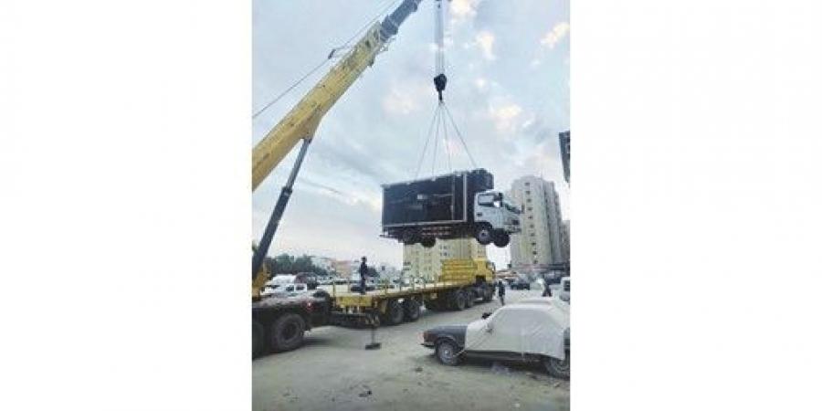 البلدية
تحذّر
من
ترك
السيارات
والقوارب
في
الساحات