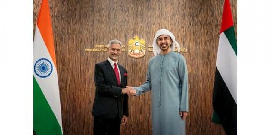 وزيرا
خارجيتي
الإمارات
والهند
يبحثان
الاعتداءات
الإيرانية
الغاشمة
وتداعياتها
على
الأمن
الإقليمي
والدولي