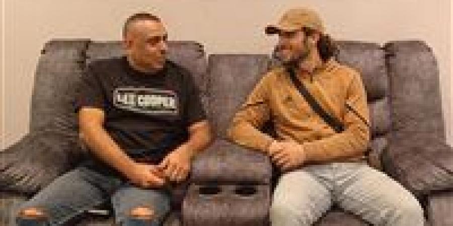 سيف
      تقا:
      الكورة
      المصرية
      تتطور
      بشكل
      مذهل..
      واللاعب
      التونسي
      أقوى
      من
      المصري