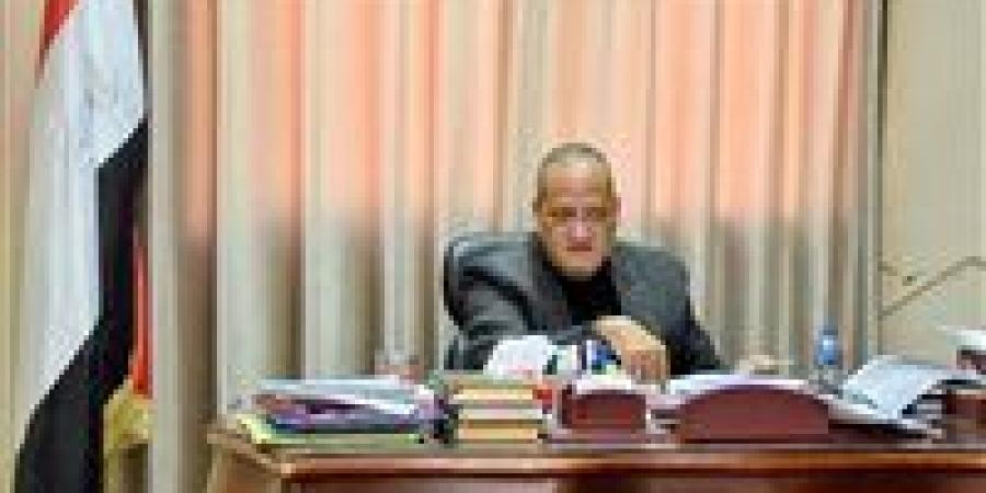 بدوي
      يعلن
      جاهزية
      بورسعيد
      لامتحانات
      نهاية
      العام
      ويؤكد:
      انضباط
      كامل
      وعدالة
      بين
      الطلاب