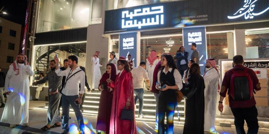 حين تعجز الكاميرا عن البوح… الأدب ينتصر: “جمعية السينما” تستنطق المسكوت عنه بين الرواية والشاشة في سينماتك الخبر