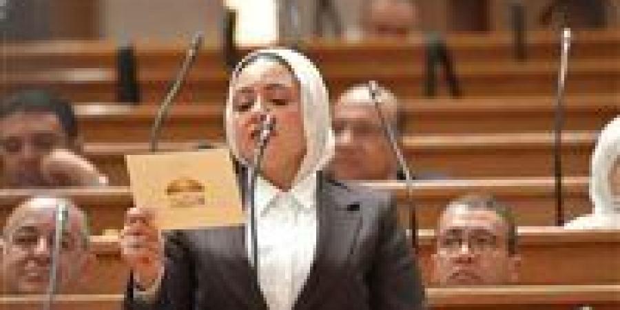 النائبة
      ريهام
      عبد
      النبي:
      الجنية
      المصري
      الأسوأ
      في
      العالم
      منذ
      بداية
      الأزمة