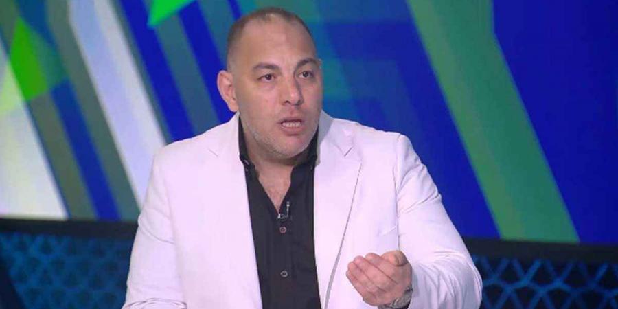 أحمد
      بلال
      نجم
      الأهلي
      السابق:
      «
      ناصر
      منسي
      على
      قده
      ولو
      هو
      الأسطورة
      يبقى
      على
      الدوري
      السلام»