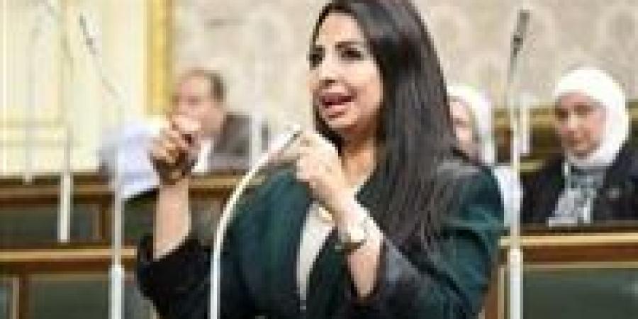 برلمانية:
      قوانين
      الأسرة
      المرتقبة
      خطوة
      حاسمة
      نحو
      إنهاء
      النزاعات
      الأسرية