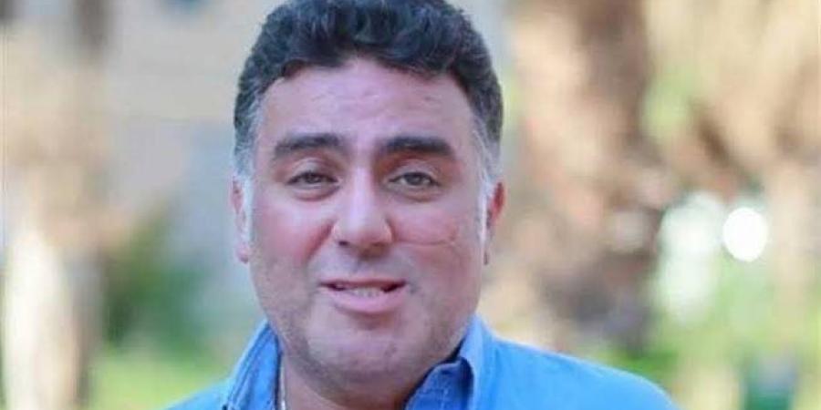 جدل
      حول
      ديانة
      تامر
      حبيب..
      هل
      يعتنق
      المسيحية؟