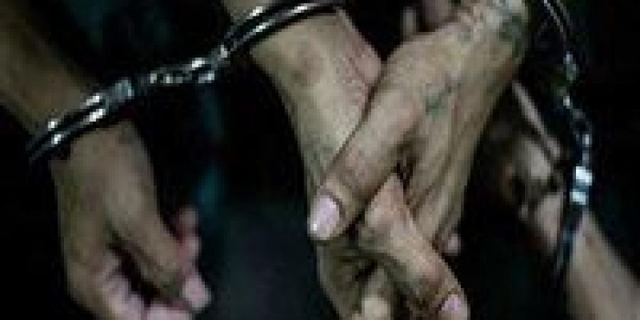 قدم
      على
      الترابيزة
      تشعل
      خناقة..
      مشاجرة
      داخل
      كافيه
      بأكتوبر
      تنتهي
      بضبط
      7
      أشخاص