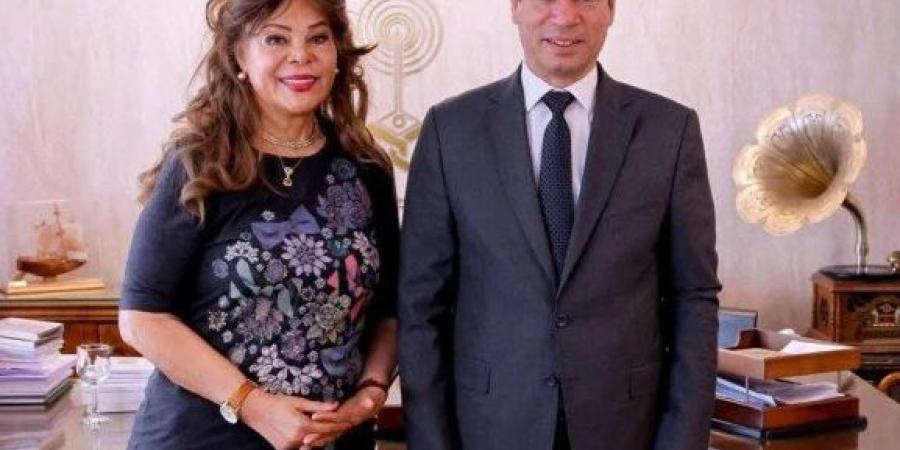 الملهمون..
      صفاء
      أبو
      السعود
      تعود
      من
      جديد
      في
      برنامج
      إذاعي|
      تفاصيل