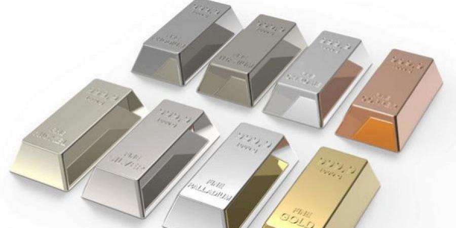 أسعار الذهب ترتفع اليوم مع تراجع النفط