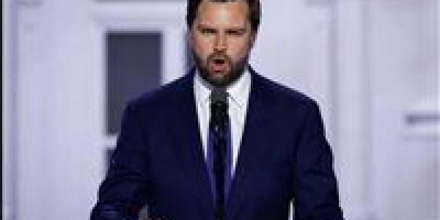 فانس:
      الكرة
      الآن
      في
      الملعب
      الإيراني