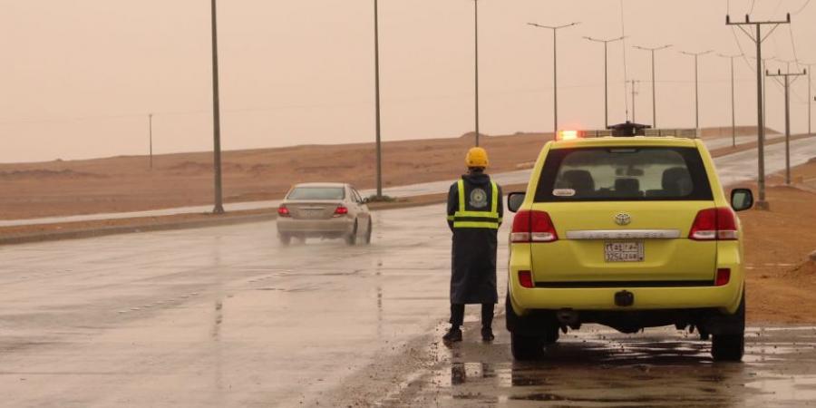 “الدفاع المدني” يحذر من أمطار رعدية مستمرة على معظم مناطق المملكة حتى الأحد