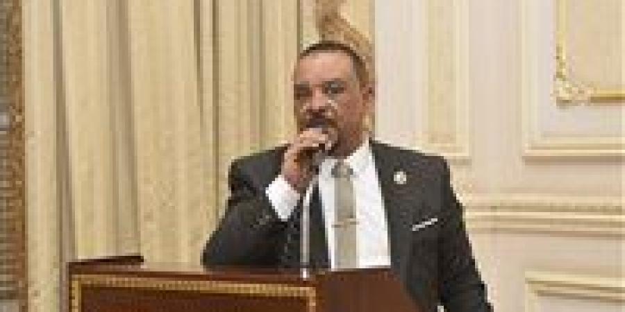 النائب
      أحمد
      حافظ:
      توجيهات
      الرئيس
      بشأن
      قوانين
      الأسرة
      خطوة
      مهمة
      لإصلاح
      تشريعي
      متكامل..
      ويدعو
      لحوار
      مجتمعي
      شامل
      لضمان
      توازن
      التشريعات