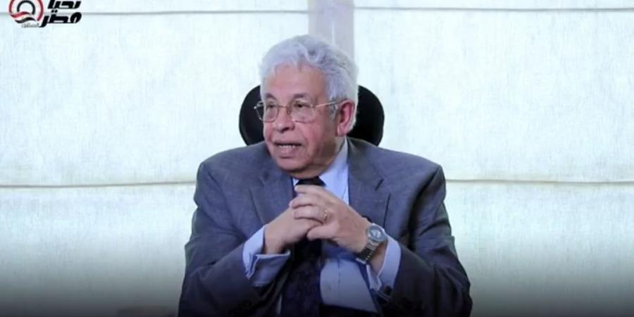 عبد
      المنعم
      سعيد:
      صراع
      إقليمي
      بين
      مشروعين
      إيراني
      وإسرائيلي
      يعيد
      تشكيل
      الشرق
      الأوسط..
      فيديو