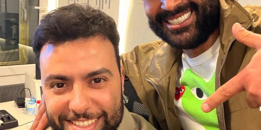 أحمد
      سعد
      يتعاون
      مع
      مدين
      للمرة
      الثالثة
      على
      التوالي
      في
      أغنية
      أنا
      مش
      فاهمني