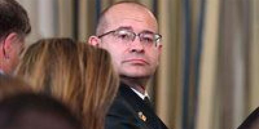 كيف
      سقطت
      نبوءة
      رئيس
      الموساد
      المرتقب
      بانهيار
      طهران
      السريع؟