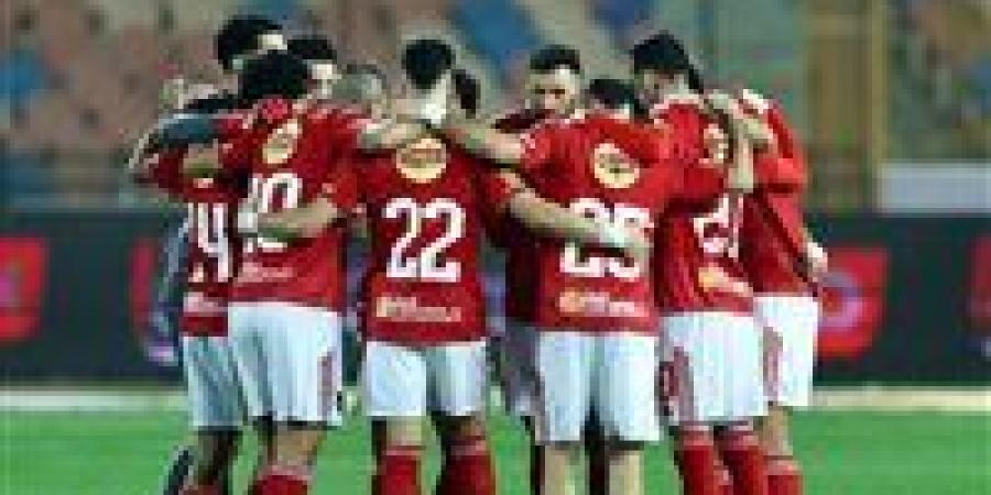 الأهلي
      يخوض
      مواجهات
      حاسمة
      في
      مرحلة
      التتويج
      بالدوري
      الممتاز