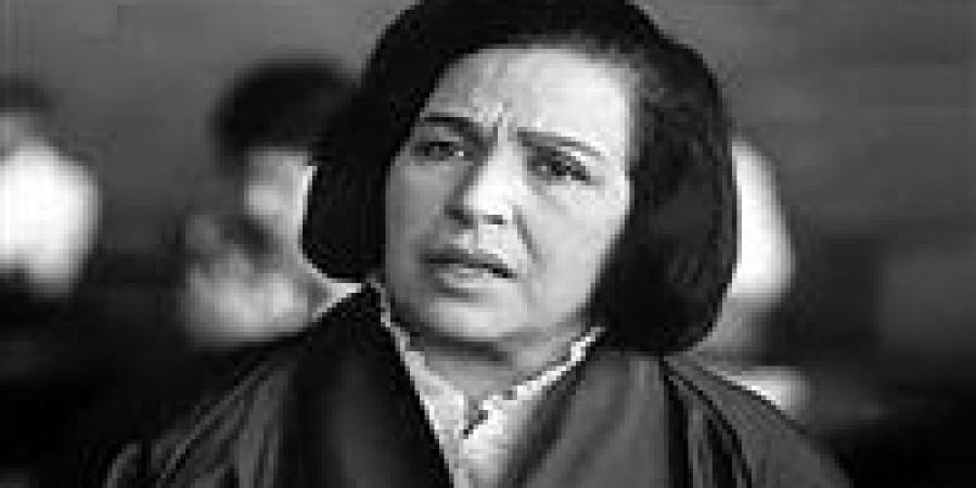 نفدت
      برجلي
      من
      الرجالة..
      أمينة
      رزق
      تكشف
      سر
      عقدتها
      من
      الزواج|
      فيديو