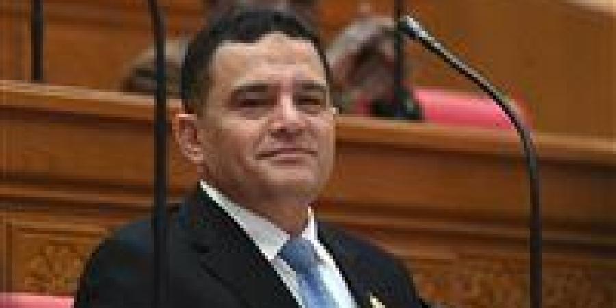 النائب
      أمير
      الجزار
      يتقدم
      بطلب
      إحاطة
      بشأن
      احتجاز
      سيارات
      ذوي
      الإعاقة
      بالموانئ
      منذ
      3
      سنوات