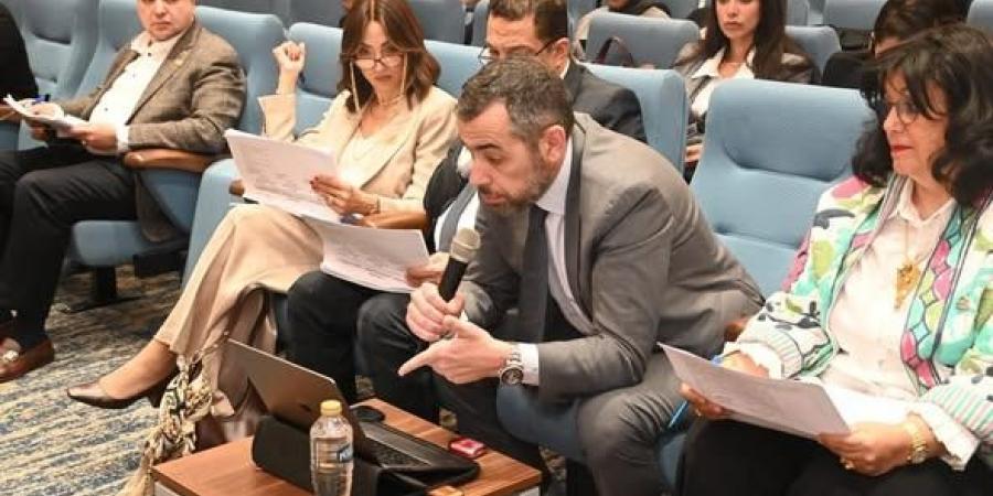 انقسام
      داخل
      “اقتصادية
      النواب”
      حول
      غرامات
      «حماية
      المنافسة»..
      وتحذيرات
      من
      إضعاف
      الردع
      مقابل
      مطالب
      بتخفيف
      الأعباء
      على
      المستثمرين