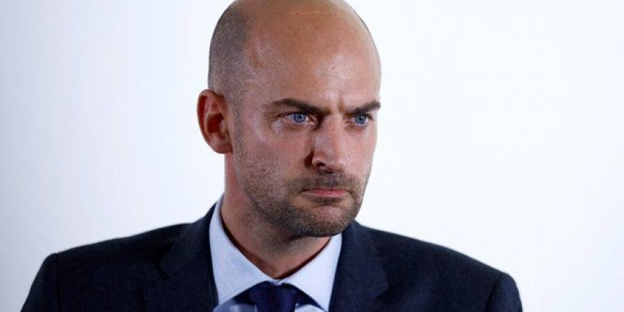 وزير
      خارجية
      فرنسا:
      على
      حزب
      الله
      تسليم
      سلاحه
      للدولة
      اللبنانية