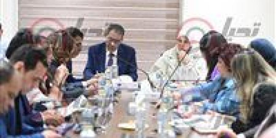 ضياء
      رشوان
      من
      البرلمان:
      لا
      توجد
      مؤسسة
      في
      مصر
      تعمل
      بمعزل
      عن
      غيرها
      ولم
      أسمح
      لنفسي
      يومًا
      بالعمل
      منفردًا