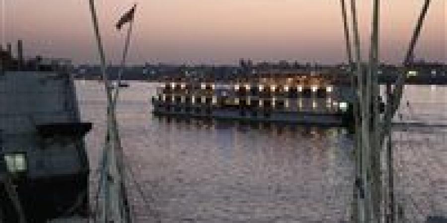 طفرة
      السياحة
      النيلية
      في
      مصر
      تجذب
      العالم
      وتعيد
      تشكيل
      القطاع
      السياحي