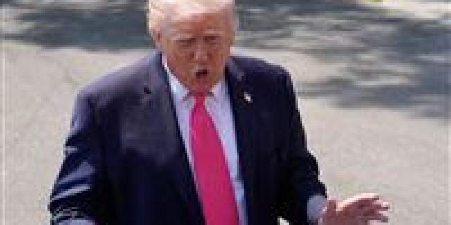 تفاؤل
      ترامب
      وتشكيك
      طهران..
      هل
      تنجح
      باكستان
      في
      نزع
      فتيل
      "الحرب
      العاشرة"؟