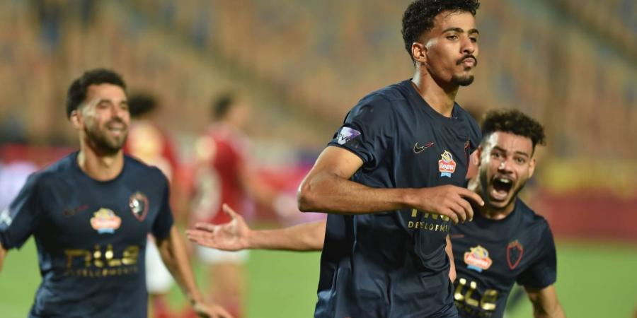 محمد
      صلاح
      لـ
      تحيا
      مصر:
      الزمالك
      تأهل
      لنهائي
      الكونفدرالية
      بجدارة..
      ومعتمد
      جمال
      صاحب
      الفرحة
      اللي
      بيعيشها
      النادي