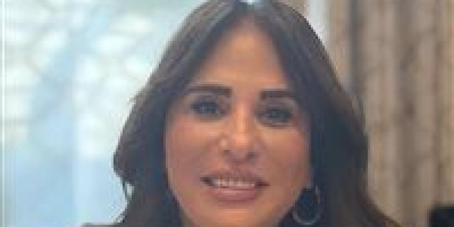 وزيرة
      الإسكان:
      طرح
      10
      آلاف
      وحدة
      بنظام
      الإيجار
      كمرحلة
      أولى