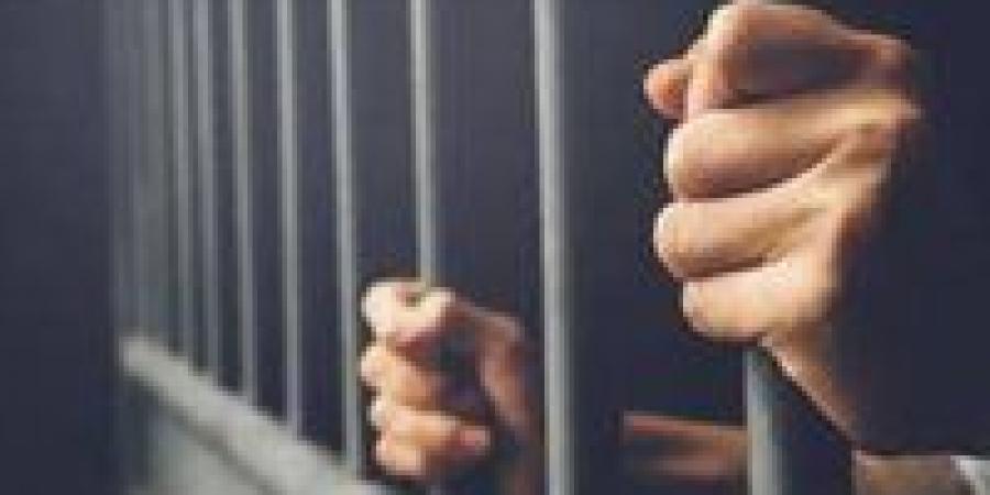 قضية
      جديدة
      في
      دائرة
      الإرهاب..
      محاكمة
      6
      متهمين
      في
      «خلية
      داعش
      السلام»