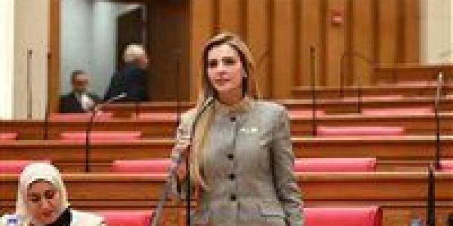 النائبة
      مروة
      بُريص
      تتقدم
      بطلب
      إحاطة
      بشأن
      تراجع
      كفاءة
      الاتصال
      بين
      الحكومة
      والبرلمان
      وتأخر
      الرد
      على
      طلبات
      النواب