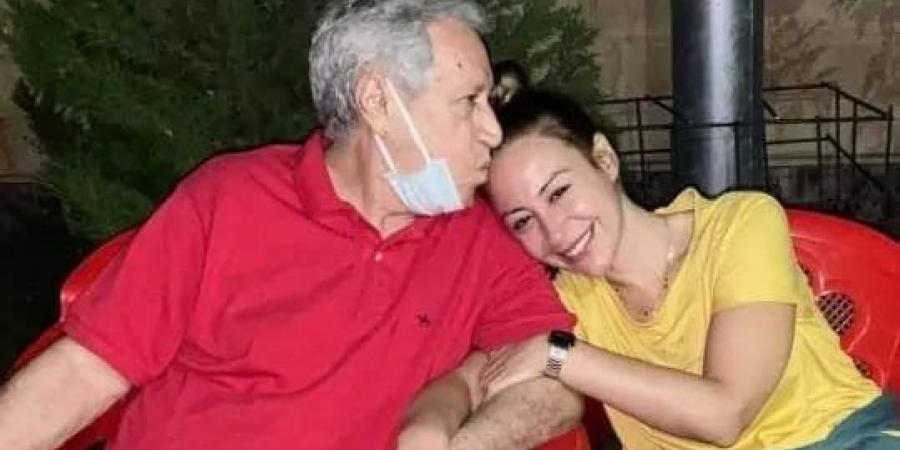 أبرزهم
      مدحت
      العدل..
      صناع
      الفن
      ينعون
      والد
      منة
      شلبي