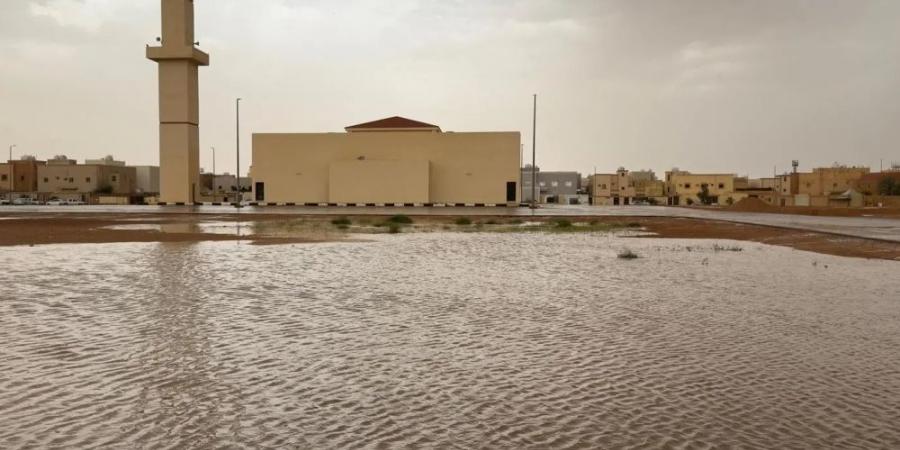 الأمطار تنعش المناطق الشمالية وطريف الأعلى