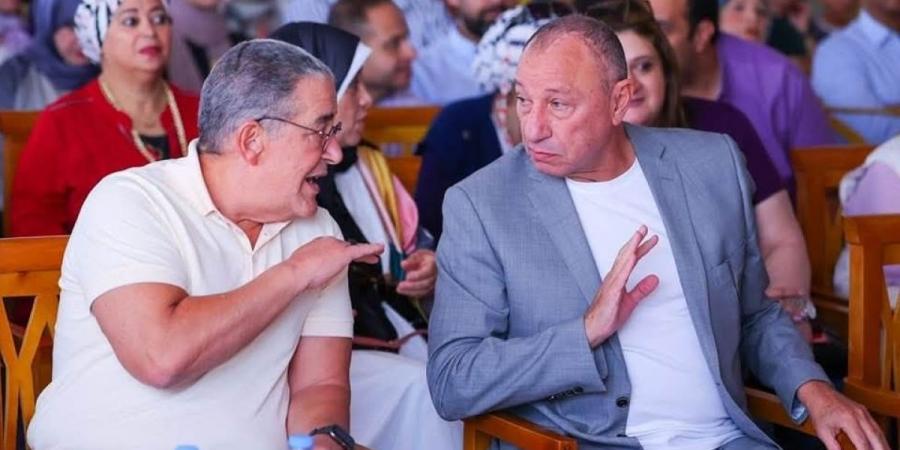 تفاصيل
      خلاف
      محمود
      الخطيب
      مع
      مجلس
      الإدارة
      بعد
      الخروج
      الإفريقي