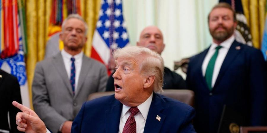 عاجل|ترامب:
      لا
      بأس
      إذا
      لم
      تشارك
      إيران
      في
      محادثات
      باكستان
      سنضربهم
      بقوة