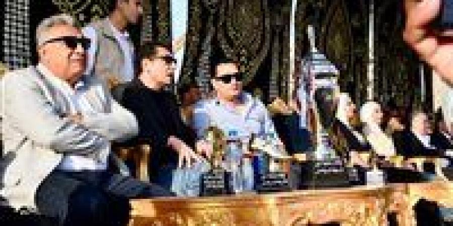 وزير
      الرياضة
      ومحافظ
      الدقهلية
      يشهدان
      نهائي
      دورة
      منشأة
      عبدالرحمن
      بدكرنس